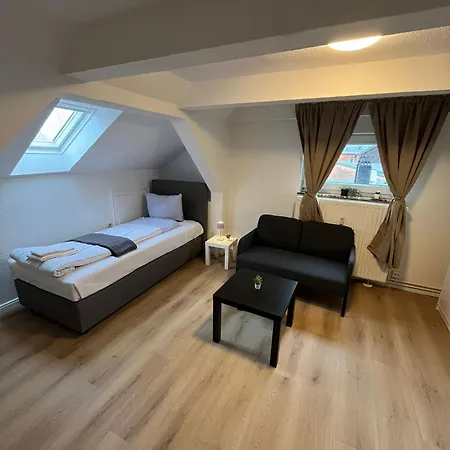 Zentrale In *